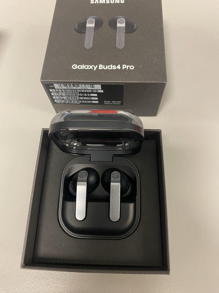 Unused Galaxy Buds4 Pros