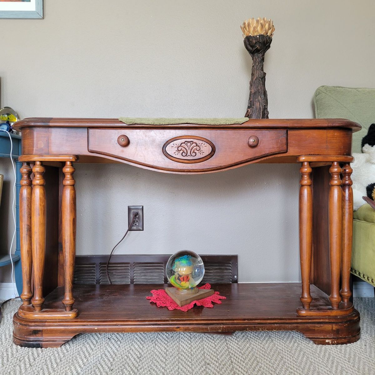 sofa table, Ashley Furniture Company. decorative