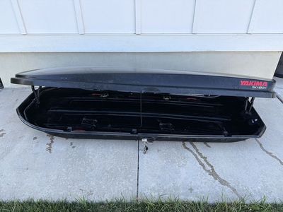 Yakima car top Cargo Sky Box Carbonite Low