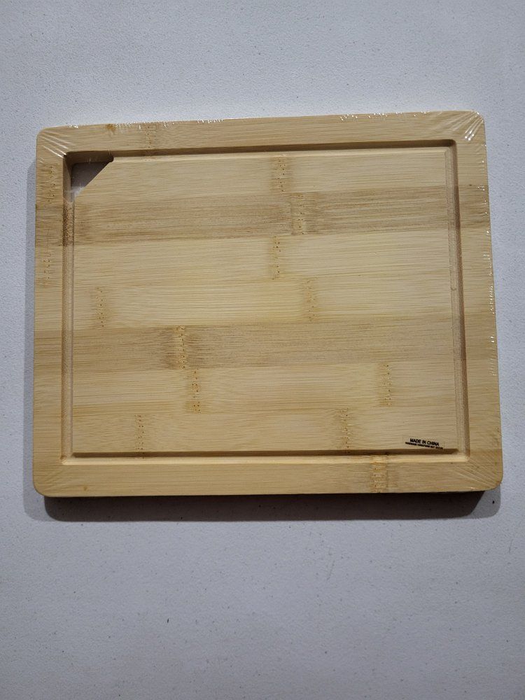 **NEW CUTTING BOARD**