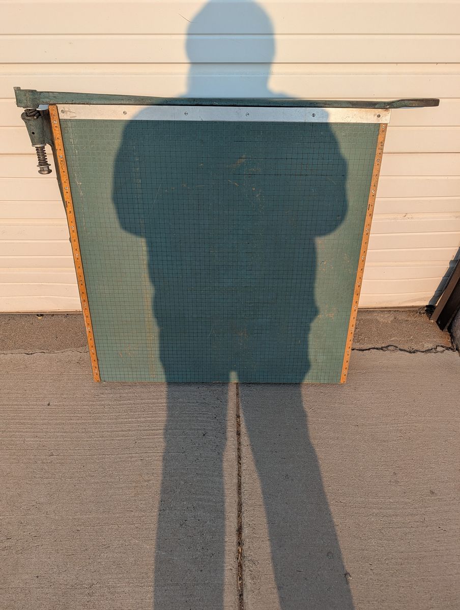 31" PAPER CUTTER