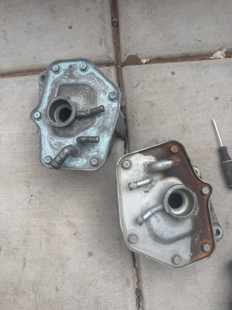 Coolant tank