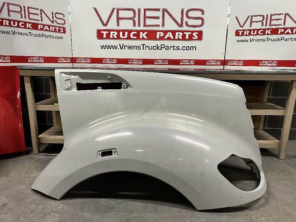 New Kenworth T680 OEM Skin-Hood Side Assembly Right, Part # L79-1037-100R