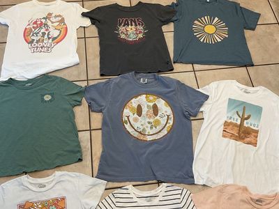 9 Women’s Small/ Medium T-Shirts
