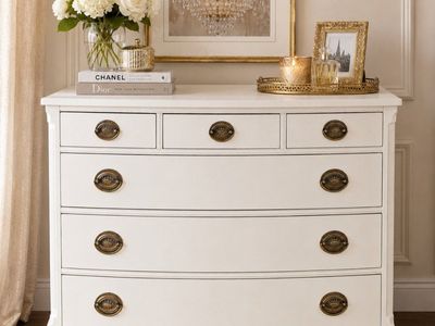 Beautiful 6 Drawer Drexel Dresser