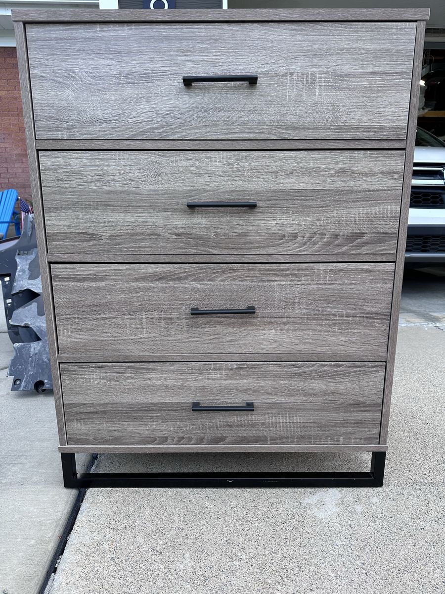Modern Gray Wood-Grain 4-Drawer Dresser with Black Metal Base