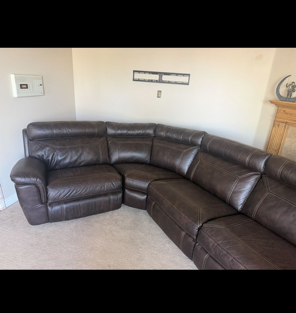 Large Brown Leather Sectional Sofa with Recliners - Excellent Condition, Spacious Seating