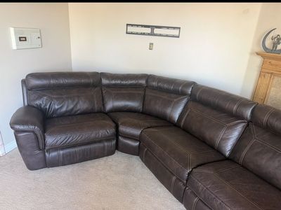 Large Brown Leather Sectional Sofa with Recliners - Excellent Condition, Spacious Seating