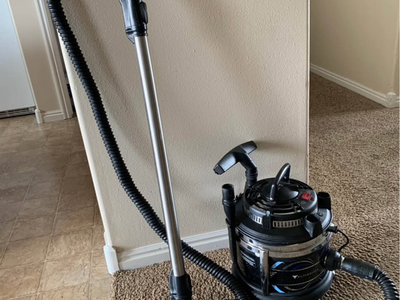 Filter queen vacuum cleaner with extra new filters
