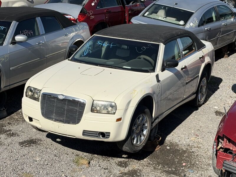 2005 Chrysler 300 Parts
