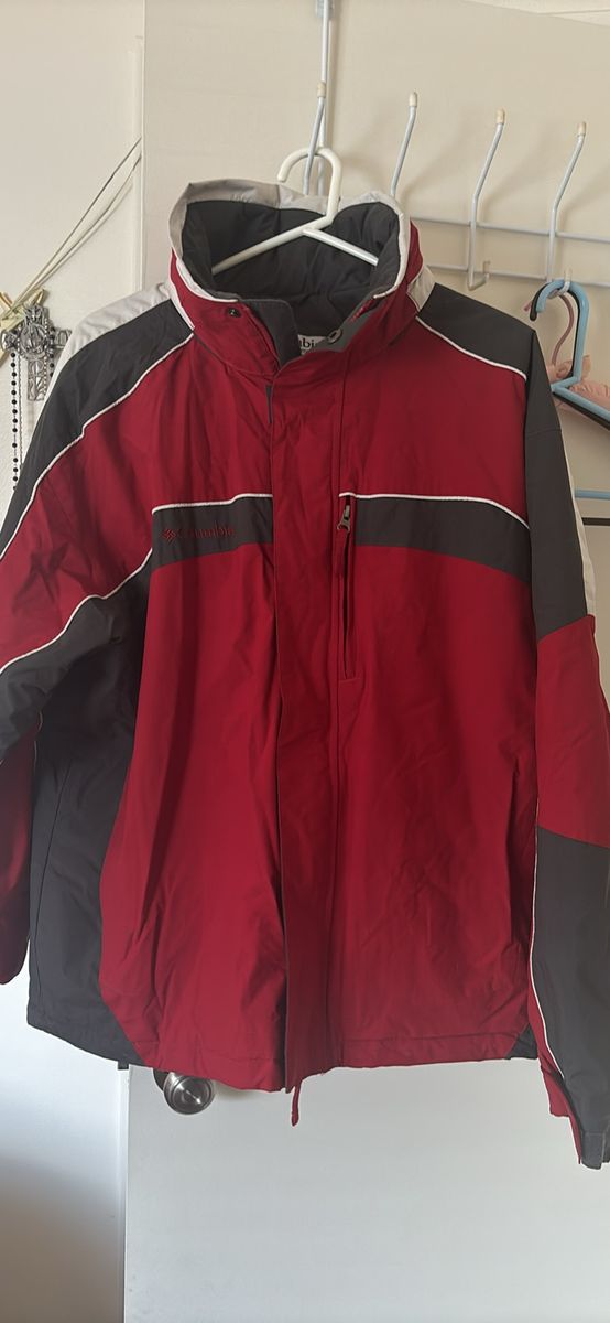 Columbia Sportswear Men's XL Red/Gray Winter Jacket - Omni-Tech Waterproof Coat