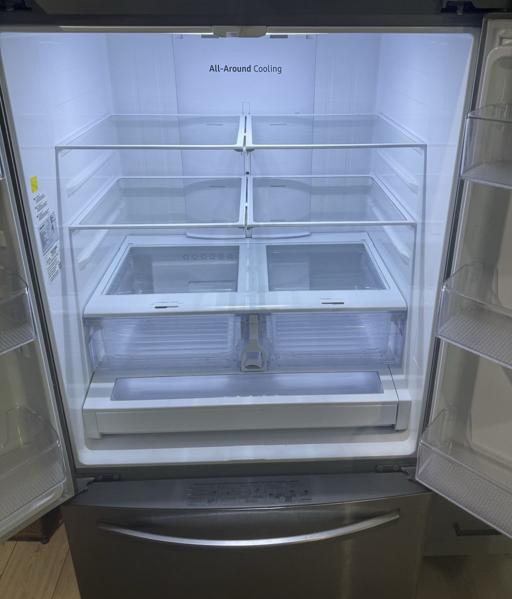 Samsung Family Hub Refrigerator RF28T5F01SR — 28 cu ft French Door — $995