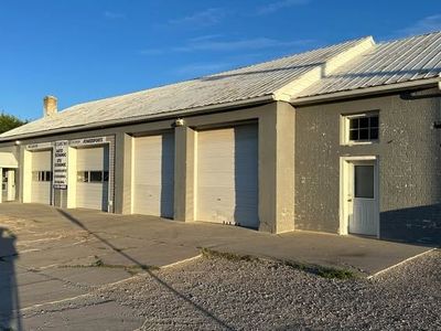 Warehouse Retail Flex Space for rent in Heart of Preston ID!