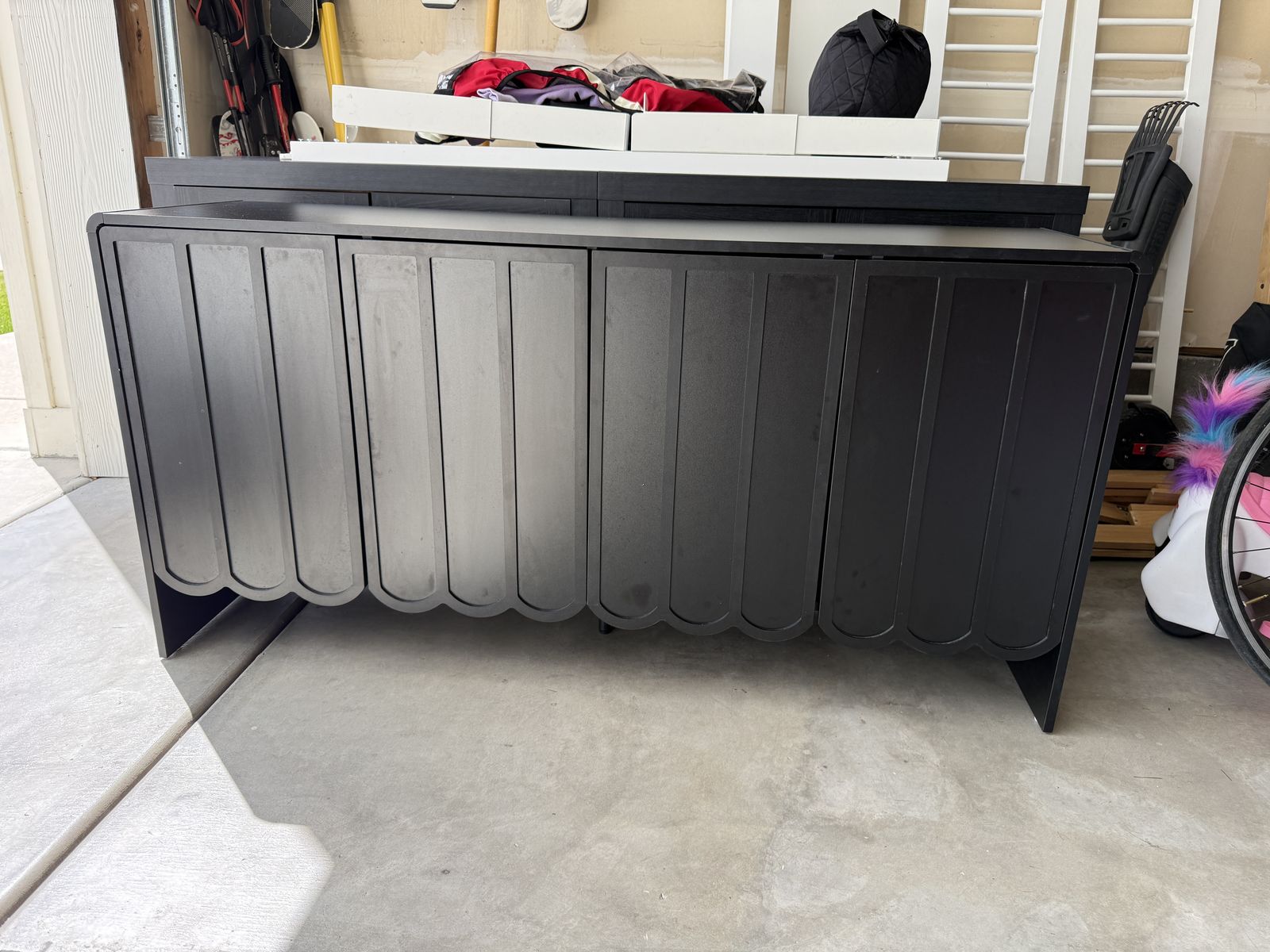 Stylish Black Scalloped Edge Cabinet Sideboard with Storage Shelf