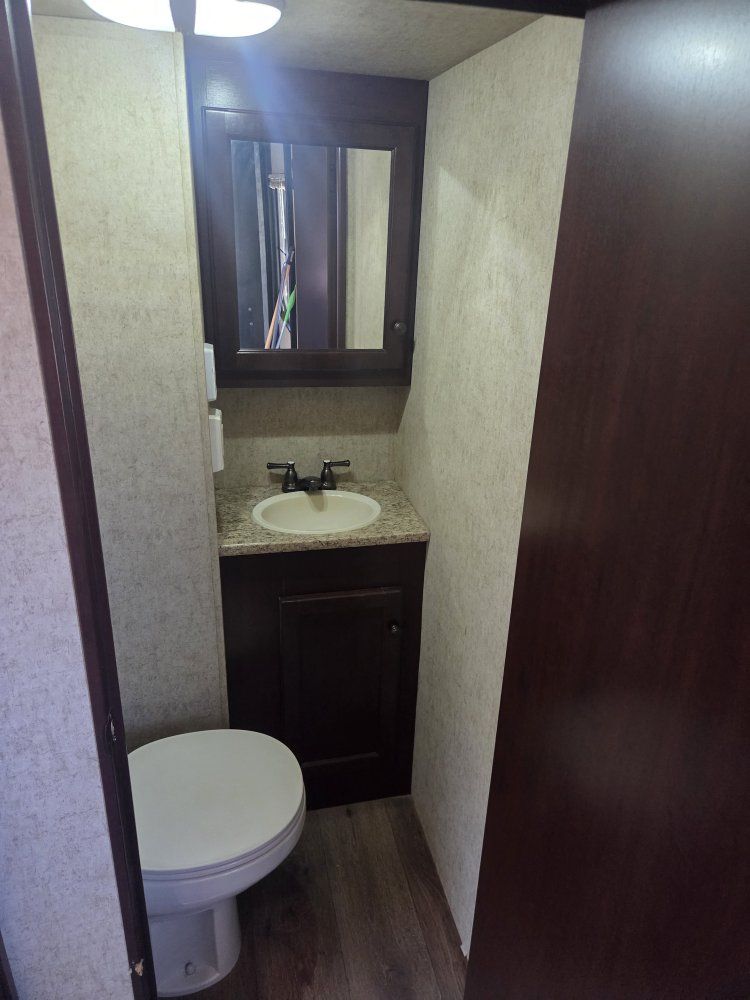 Main image 11