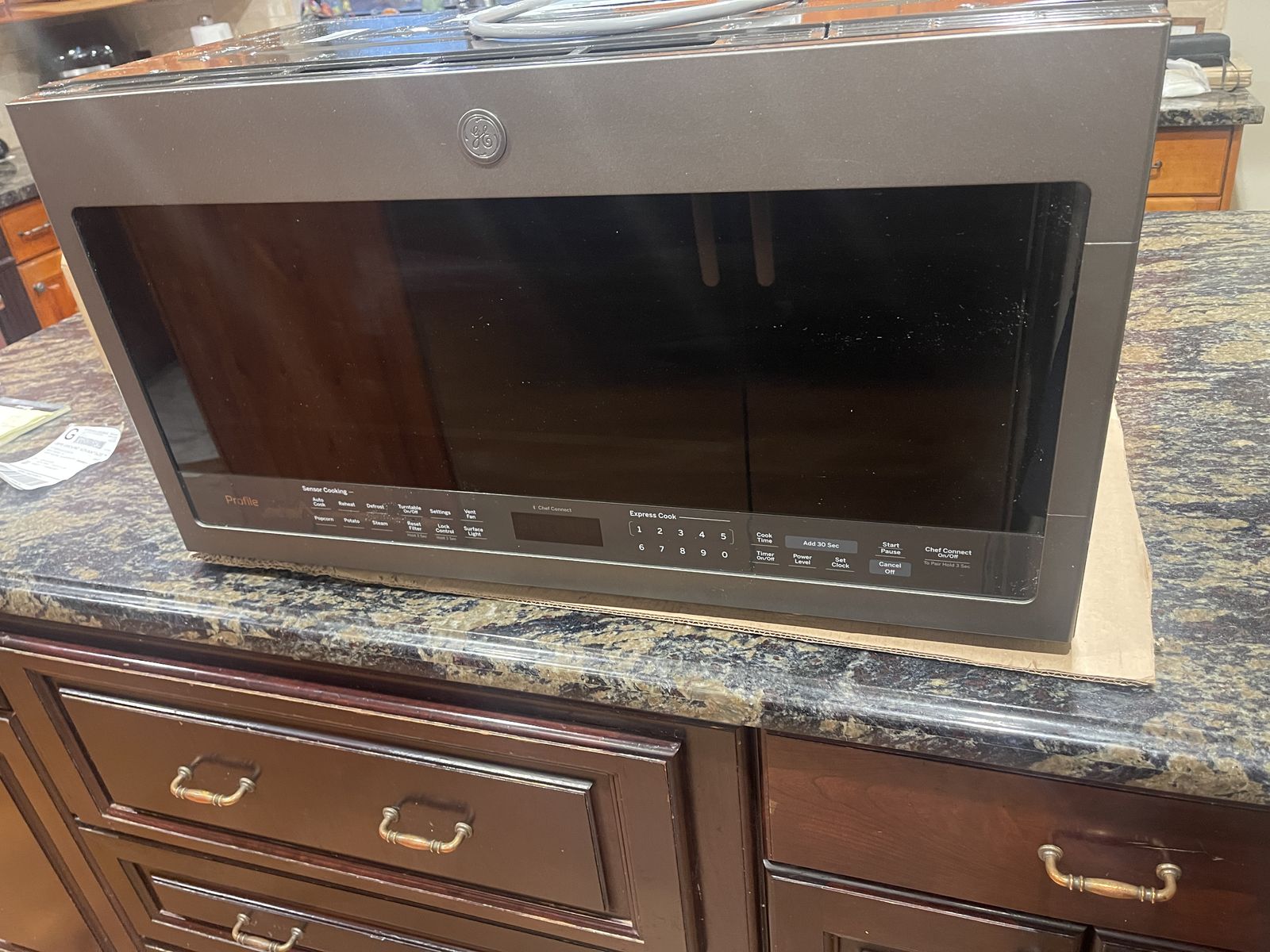GE MICROWAVE OVER THE RANGE SENSOR MICROWAVE NEED ROOM MUST SELL ASAP