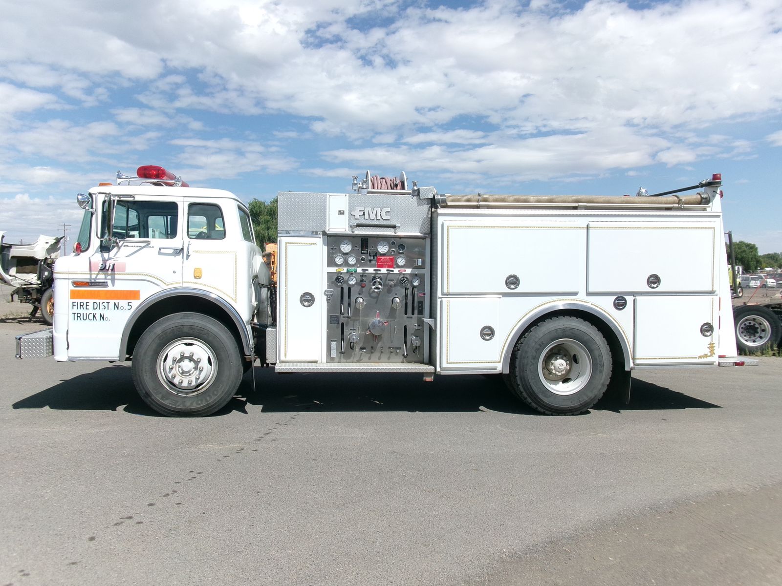 1988 Ford (FMC) C-8000 Fire engine. 40K.MILES