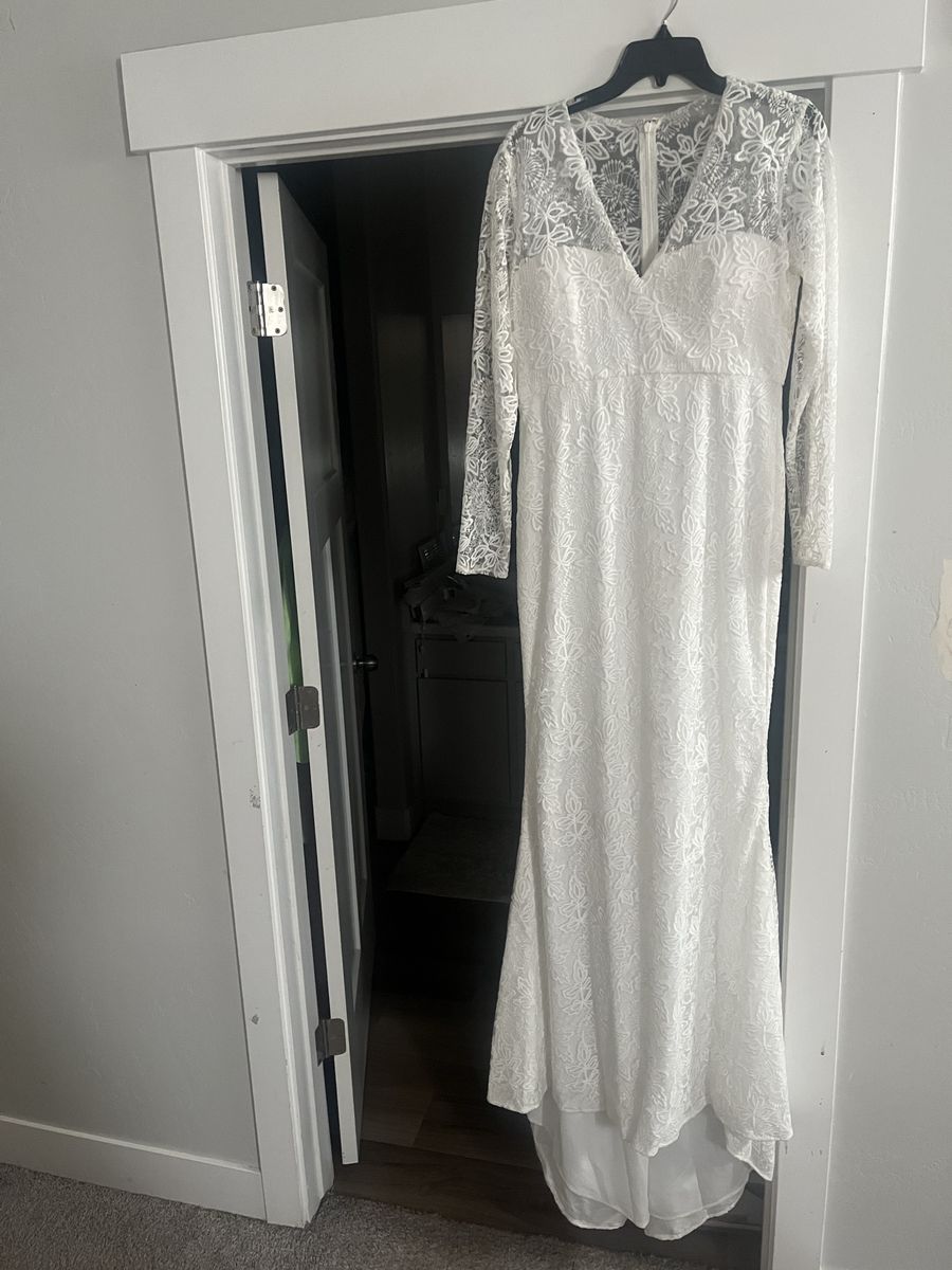 NEW wedding dress
