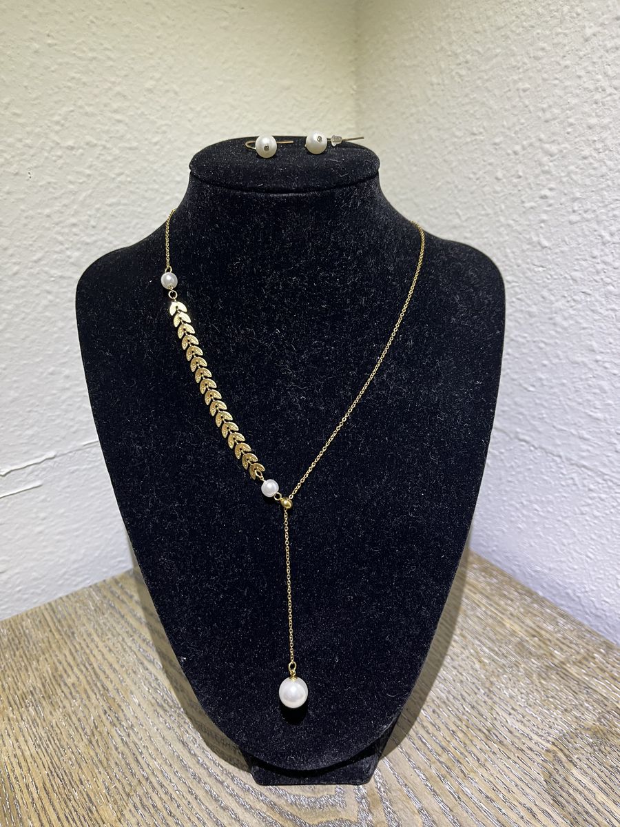 18k Gold Plated Fake Pearl Necklace & Earrings