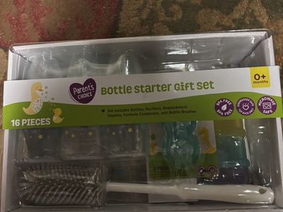 Parent's Choice 16-Piece Baby Bottle Starter Gift Set 0+ Months, BPA-Free