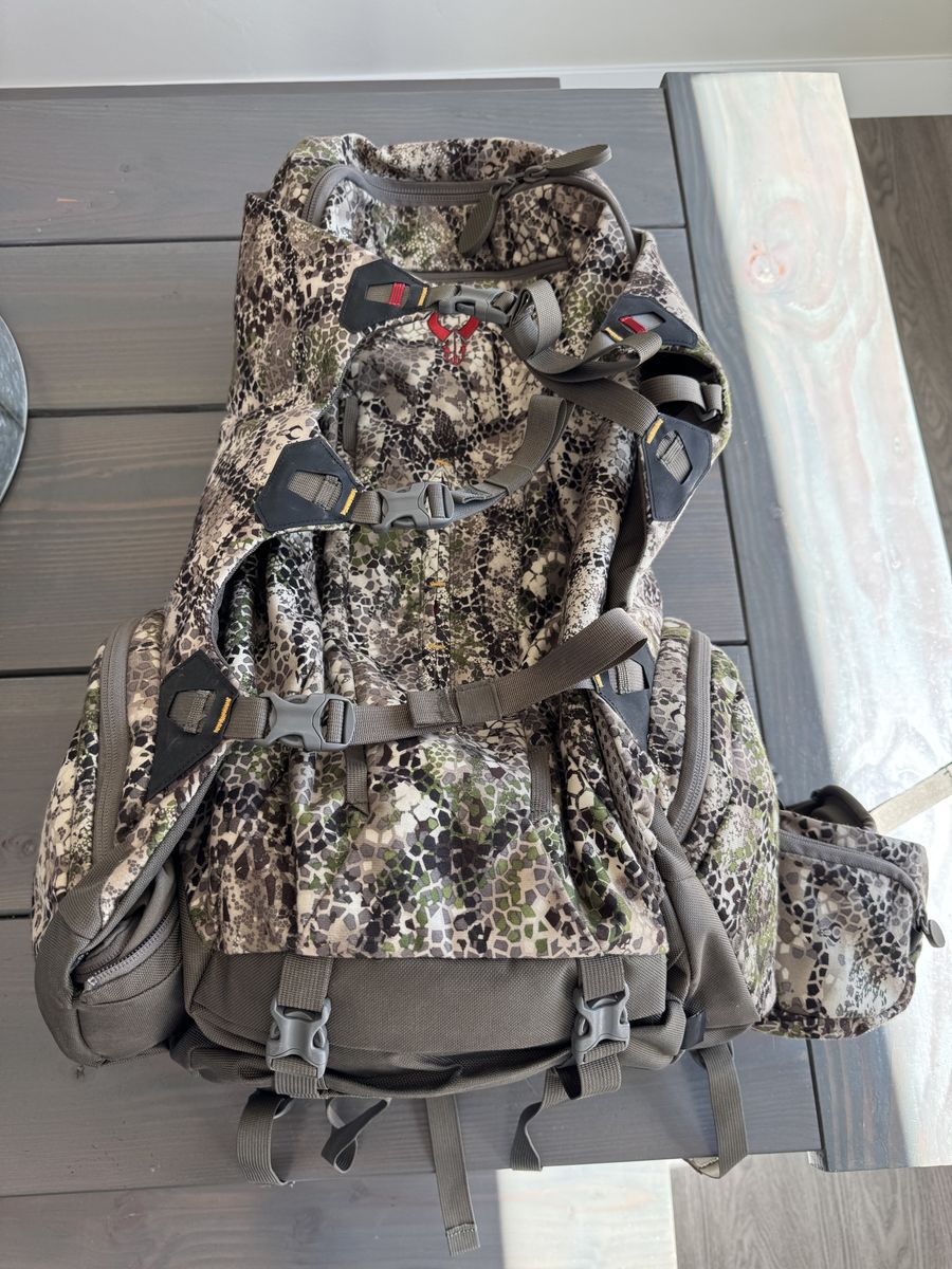 Badlands Camo Hunting Pack
