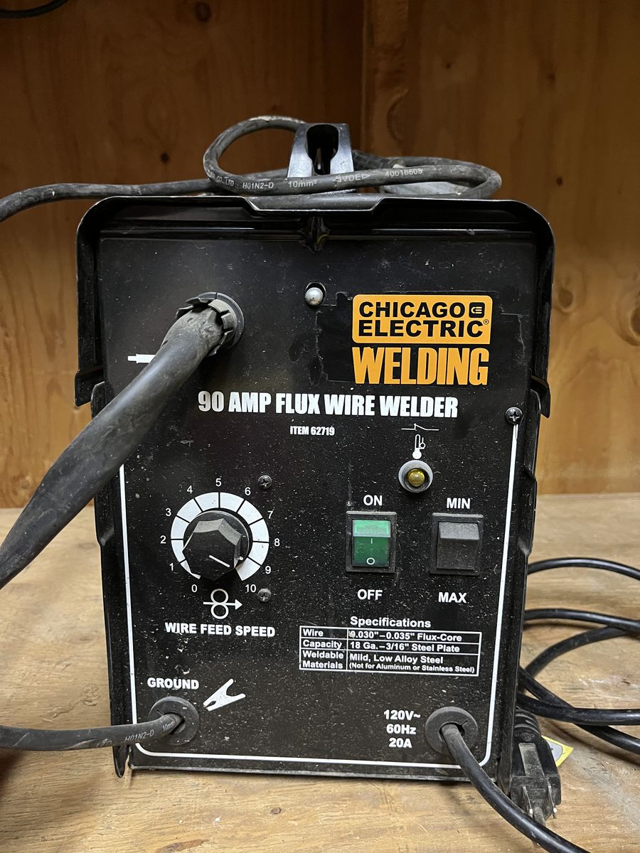 Welder - Chicago Electric 90 Amp Flux Wire Welder