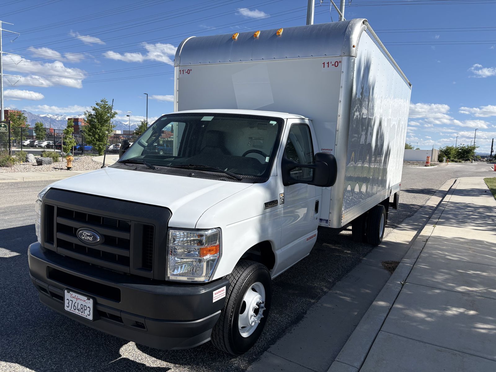 2023 Ford E-Series E-450 SD