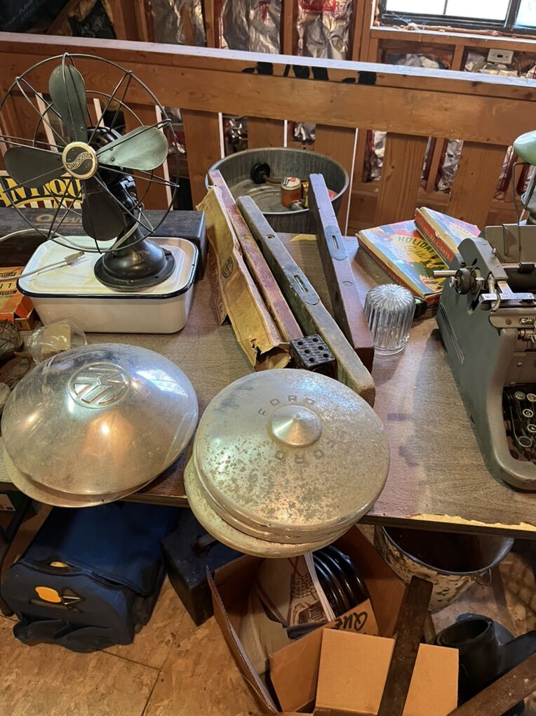 1950-1965 VW Bug Hub Caps