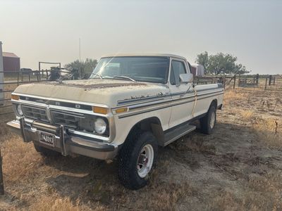 1977 Ford F-250 4x4 Truck - Automatic - 81k Miles