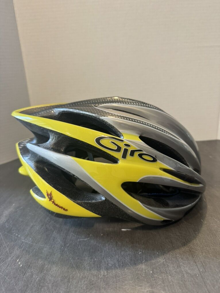 Giro Pneumo HeLmet