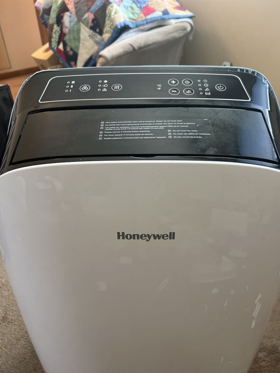 Honeywell Portable Air Conditioner / Dehumidifier (3-in-1) – Works Great