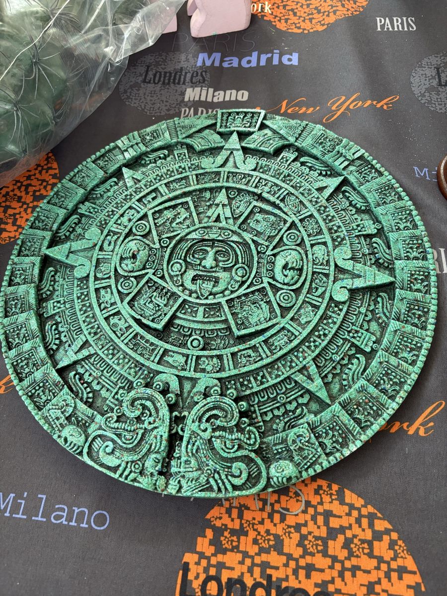Vintage Southwestern decor Aztec Calendar Stone Mayan Sun God Wall Hanging Decor Statue