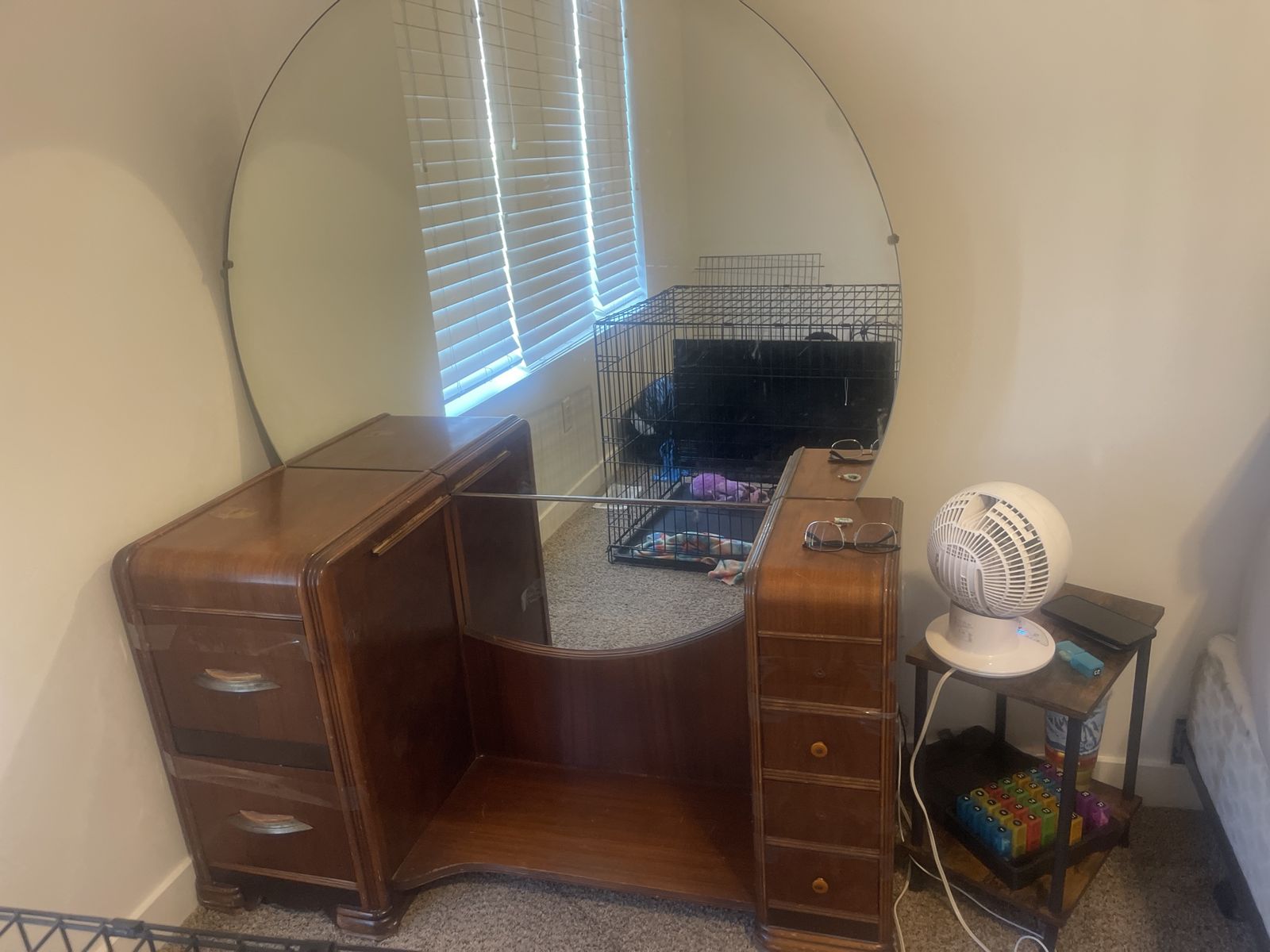 Antique vanity