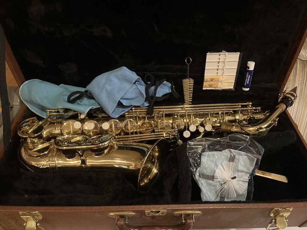 Alto Saxophone In Great Shape - Deura 0308