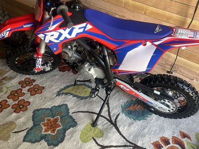 Apollo RXF 125cc Pit Bike