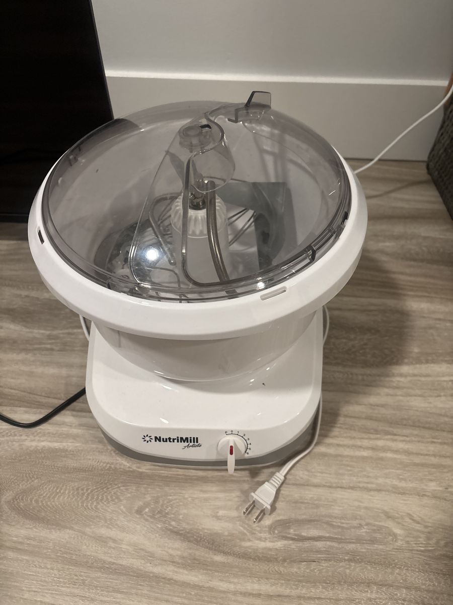 NutriMill Artiste Stand Mixer White with Clear Splash Guard