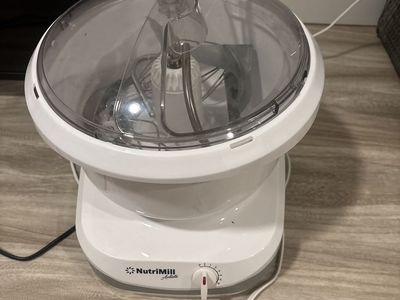 NutriMill Artiste Stand Mixer White with Clear Splash Guard