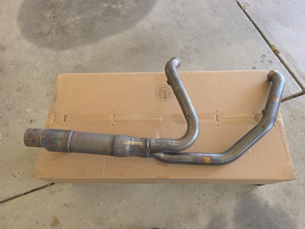 Harley Road Glide M8 Head Pipe