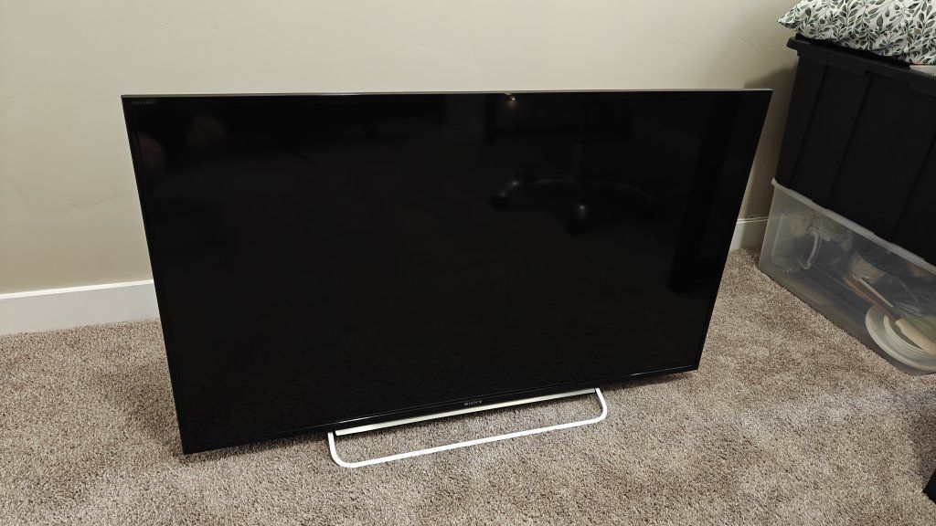 Sony 48 inch TV