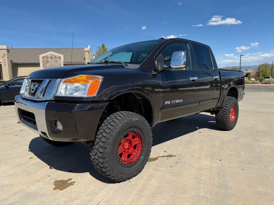 2014 Nissan Titan SL