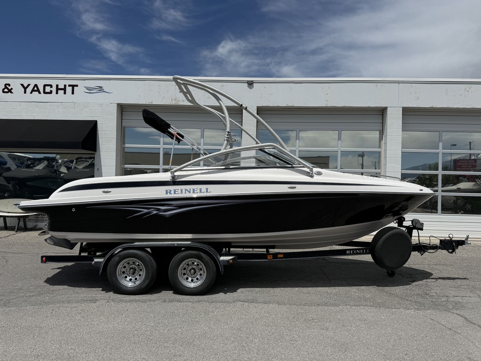 2006 22' Reinell 220 Bowrider