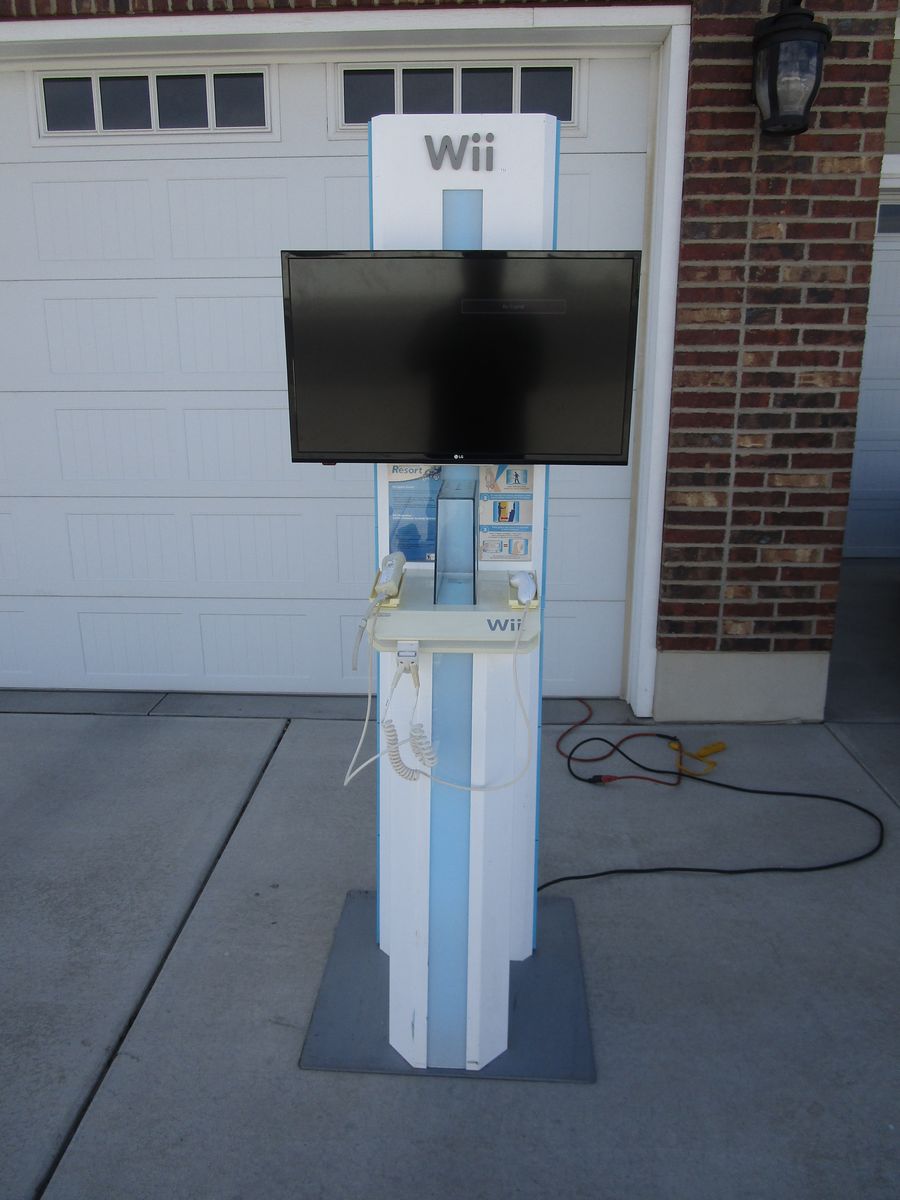 Nintendo Wii retail demo kiosk Extremely Rare