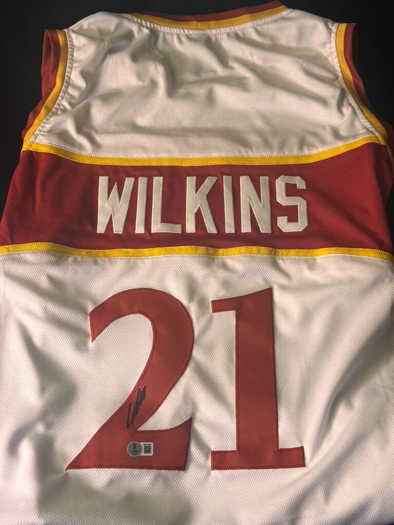 Dominique Wilkins, Signed Jersey