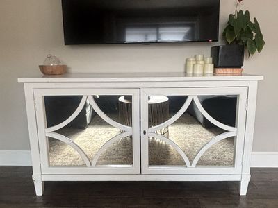 White mirror - Buffet, Sideboard or TV stand