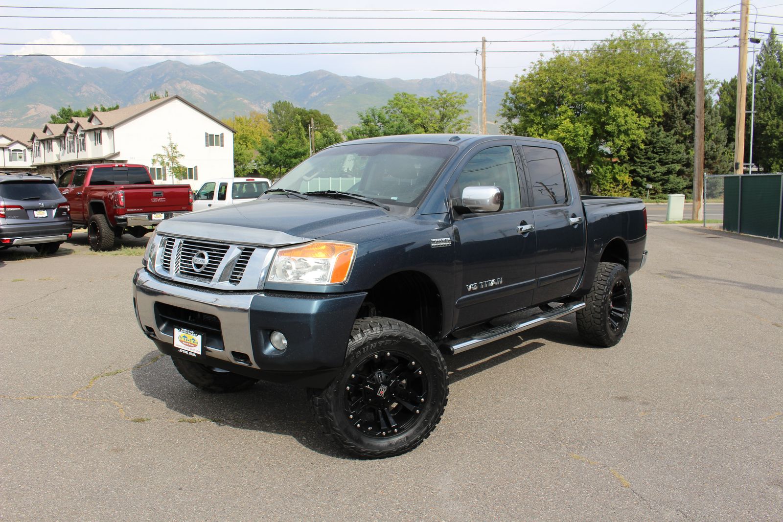 2014 Nissan Titan SV