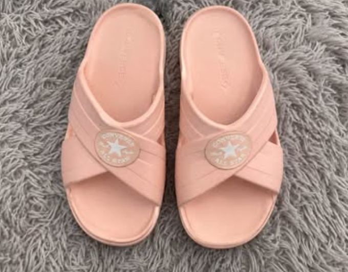 Converse Chuck Taylor All Star Lounge Sandal Lite CX – Size 9