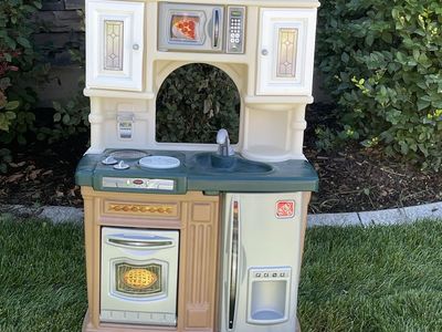 Step2 Plastic Toy Kitchen Playset