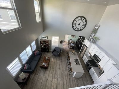 Fully Furnished Main-Floor Master in Desirable Daybreak - Available July 1st