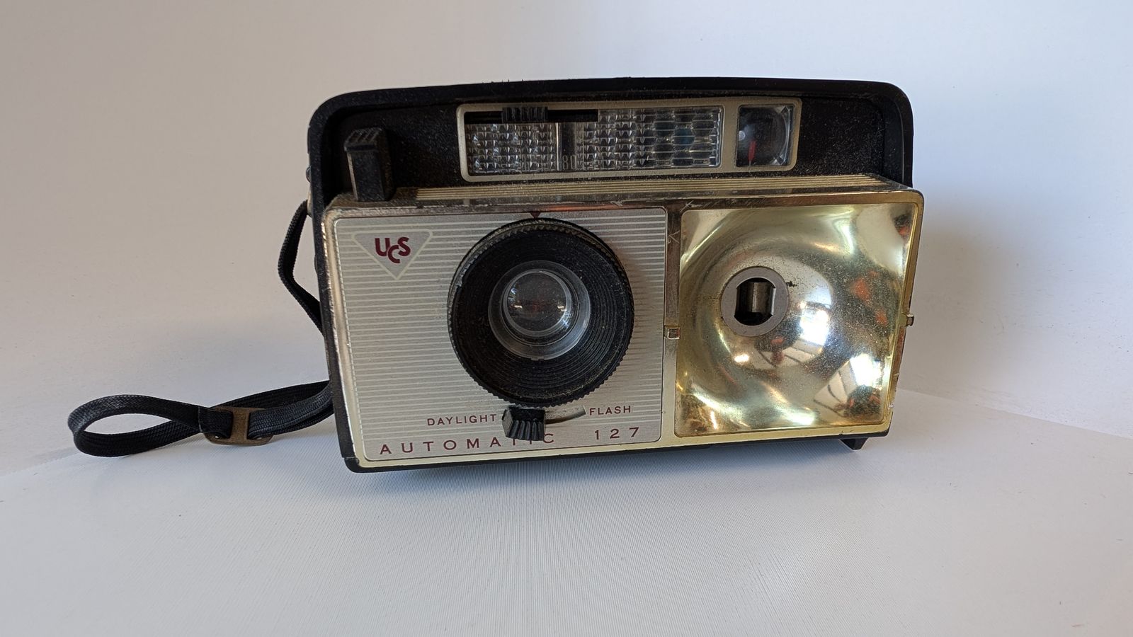 Lot of 4 Early Cameras - Argus Model A, Spartus TLR, Falcon, USC TRI-MATIC - As Is