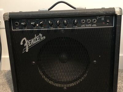 FENDER FRONTMAN 25R, PR 225 25W Electric Guitar Amp